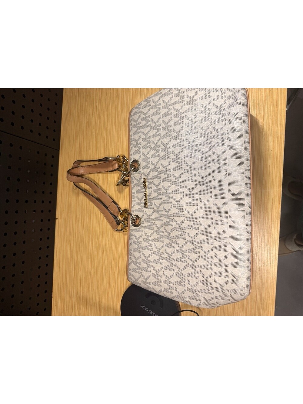 Authentic Michael Kors Cynthia Vanilla Monogram Medium Large Satchel Crossbody